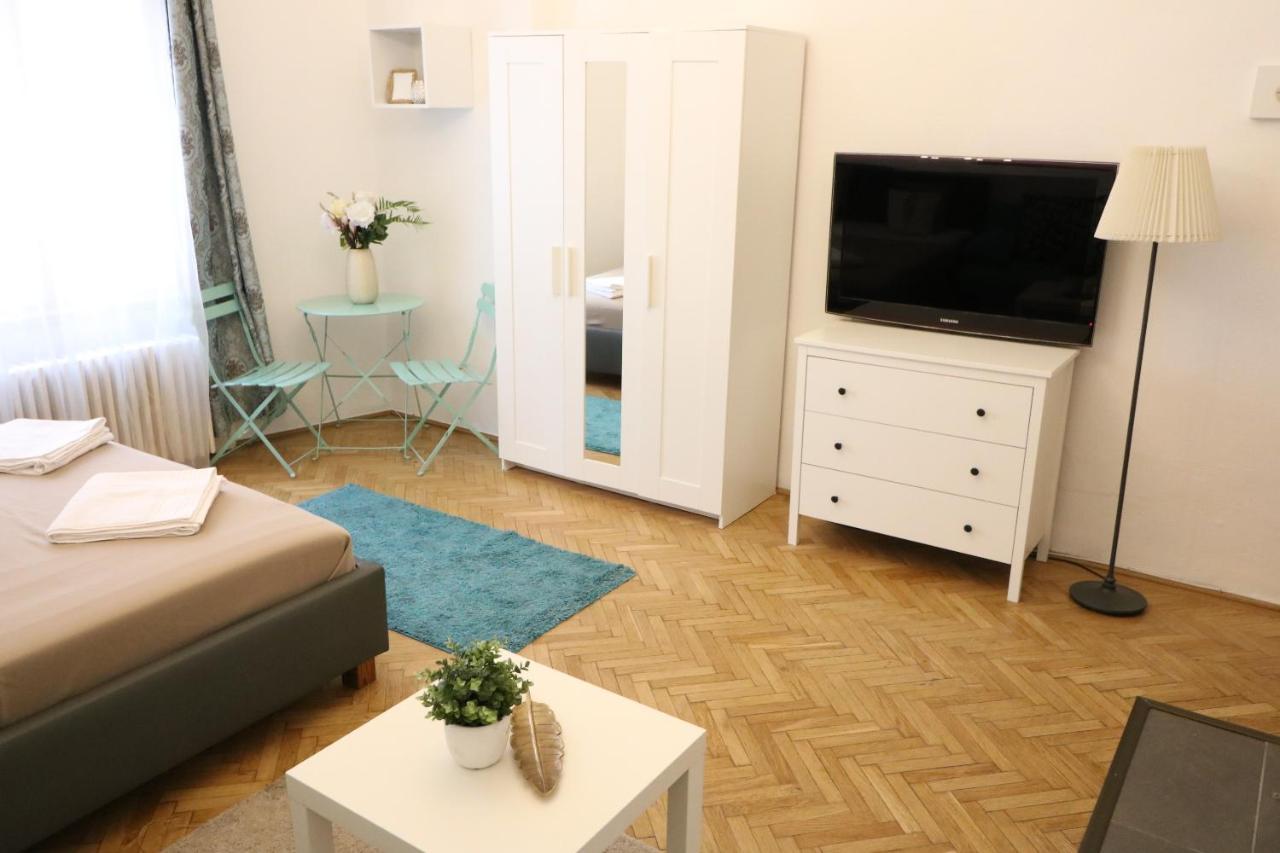 Real Apartments Wesselenyi III Budapest Exterior photo